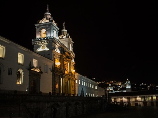 quito nocturno ok